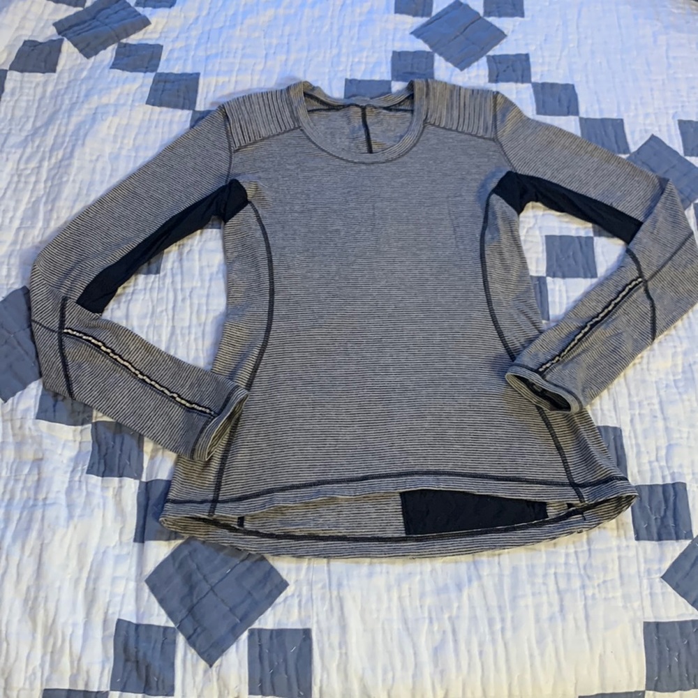 EUC Lululemon Running Long-sleeve Shirt. Women’s 10